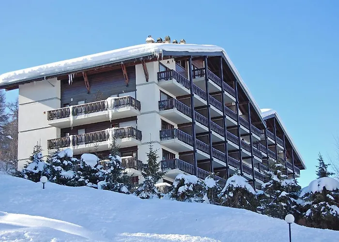 Eden Roc 28 By Interhome